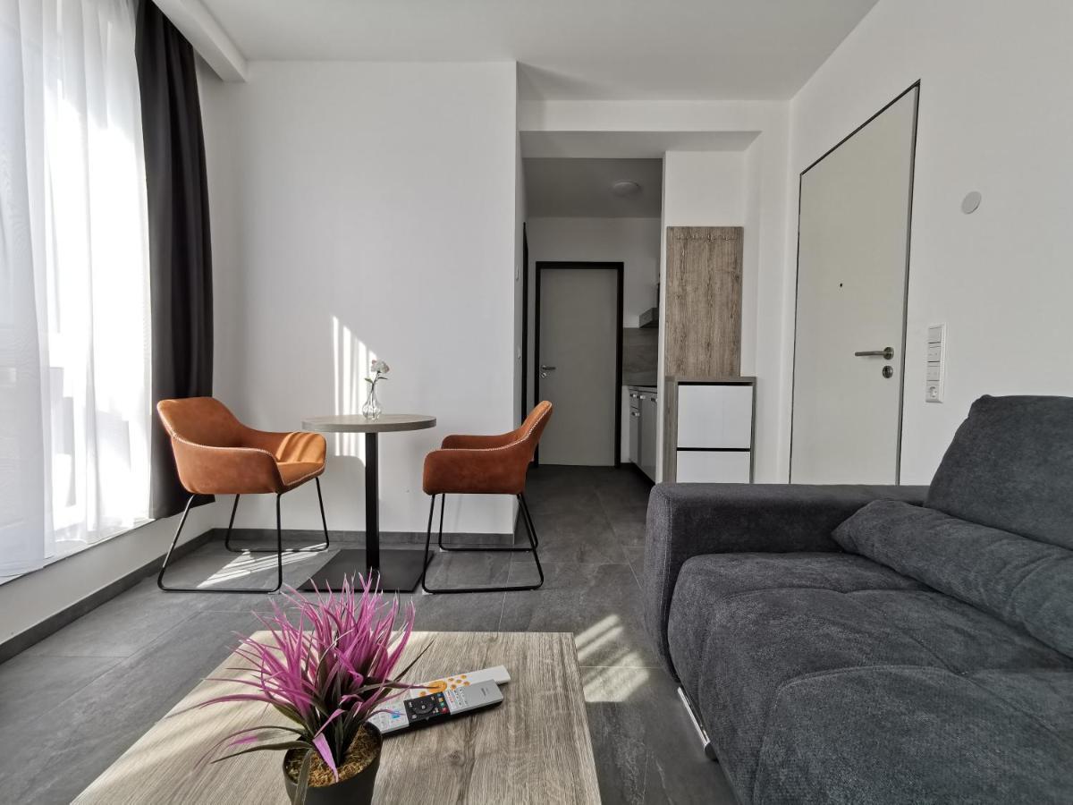 Hp Apartments Neu-Ulm Bagian luar foto
